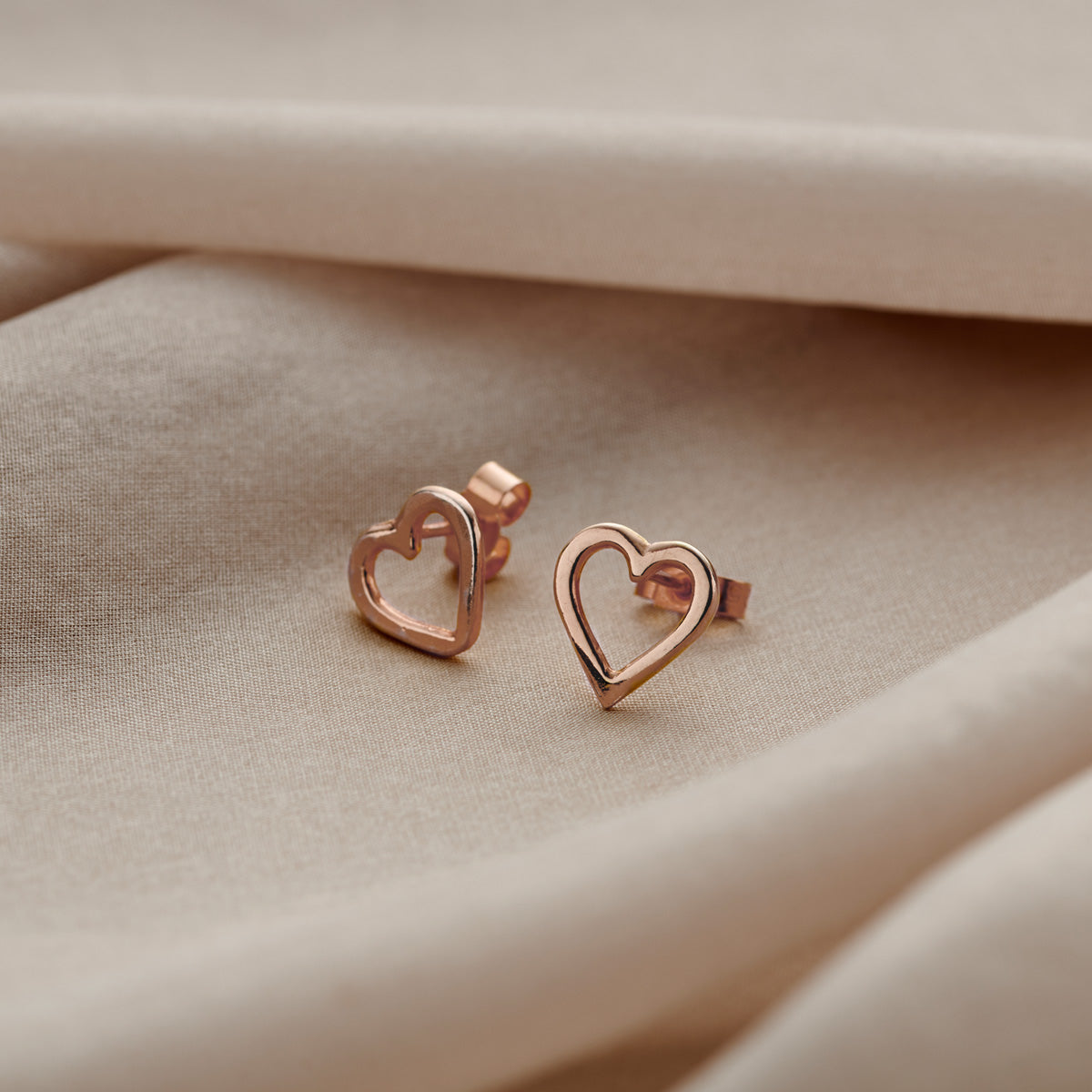9ct Gold Open Mini Heart Stud Earrings