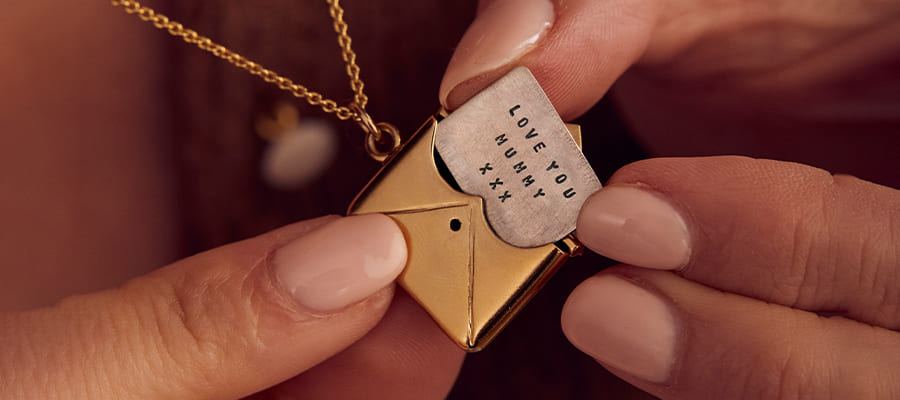 Top 10 Personalised Mother's Day Gift Ideas