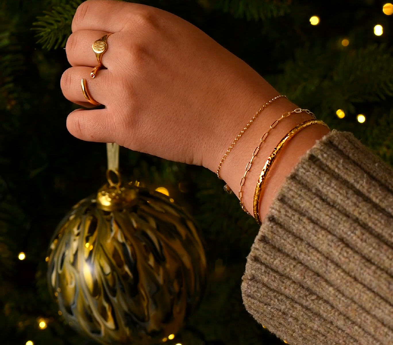 christmas-2026-bangles