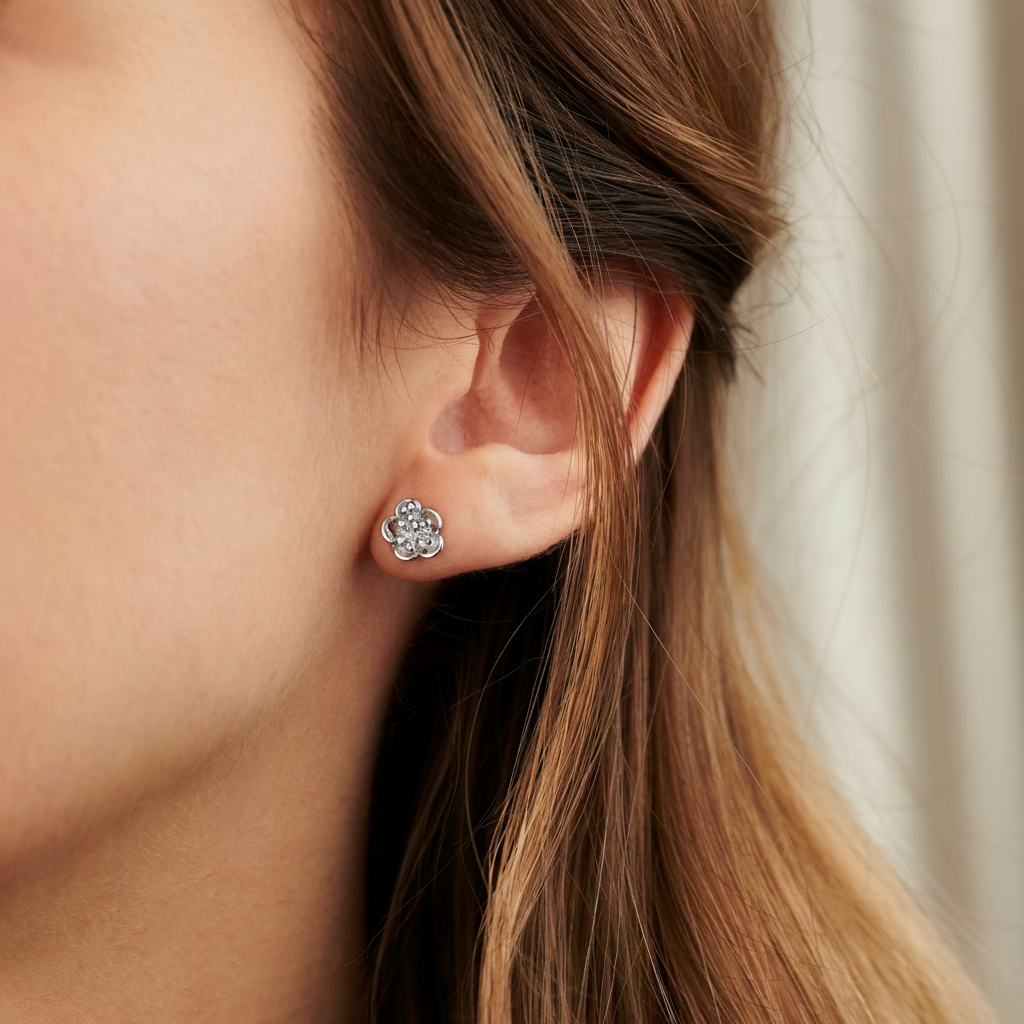 9ct White Gold Flower Stud Earrings