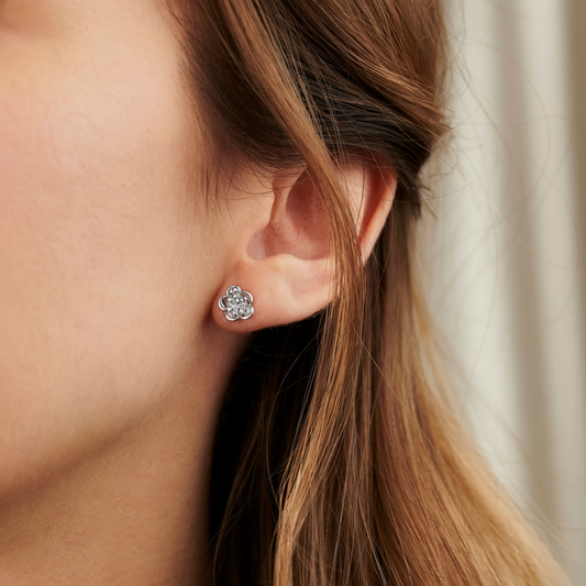 9ct White Gold Flower Stud Earrings