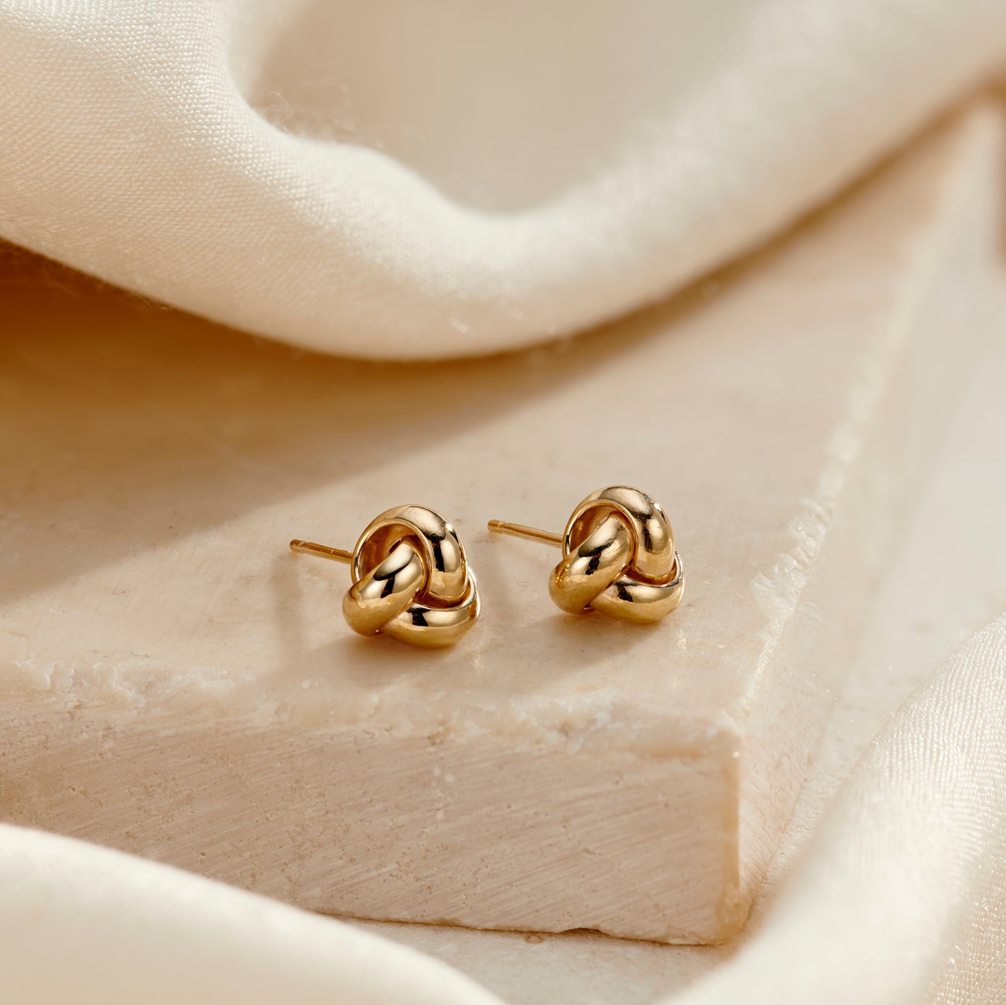 9ct Gold Knot Stud Earrings