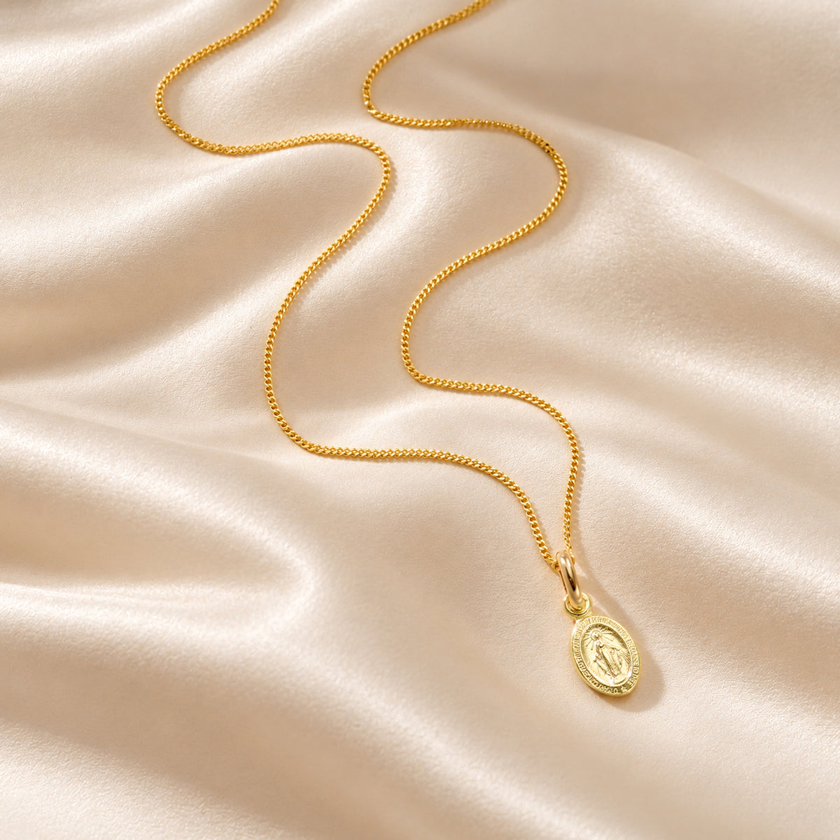 9ct Gold Holy Mary Pendant Necklace
