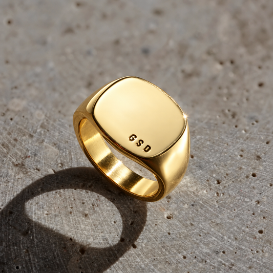 Men's Personalised Chunky Rounded Square Signet Ring in 18ct yellow gold plating
