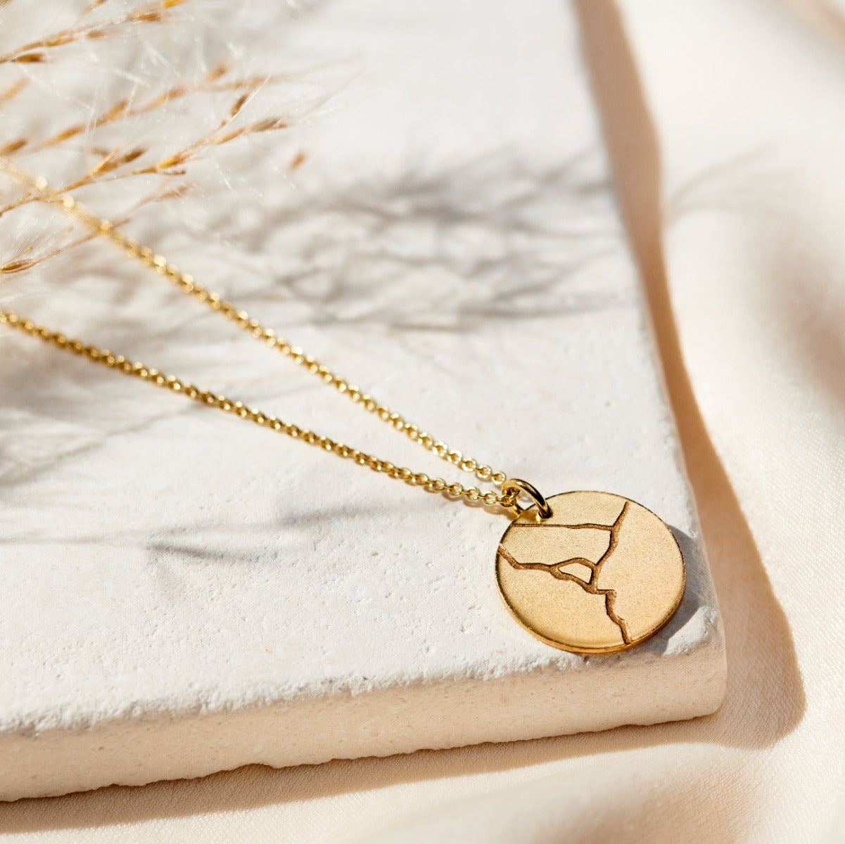 Gold personalised Kintsugi disc necklace