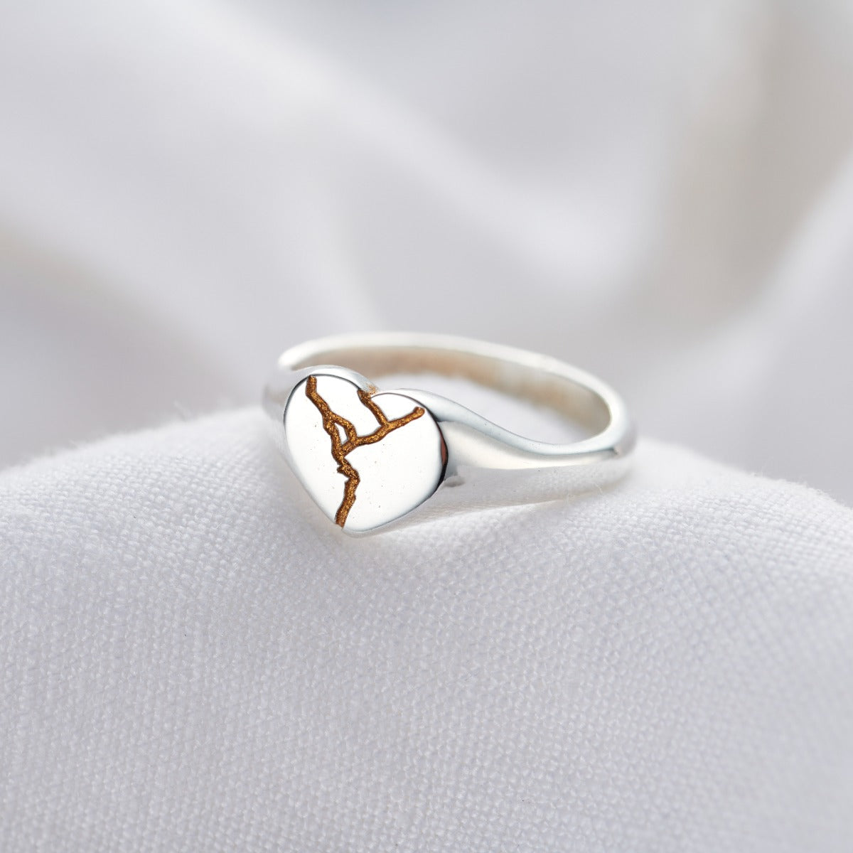 Personalised Initial Heart Kintsugi Signet Ring